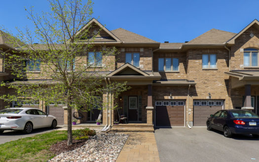 380 Via Verona ave, Barrhaven, Ontario