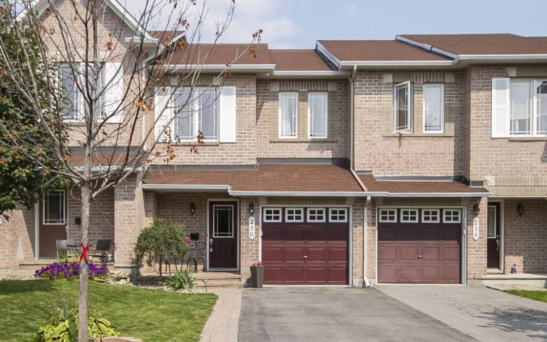 256 Forestbrook Street, Kanata, Ontario