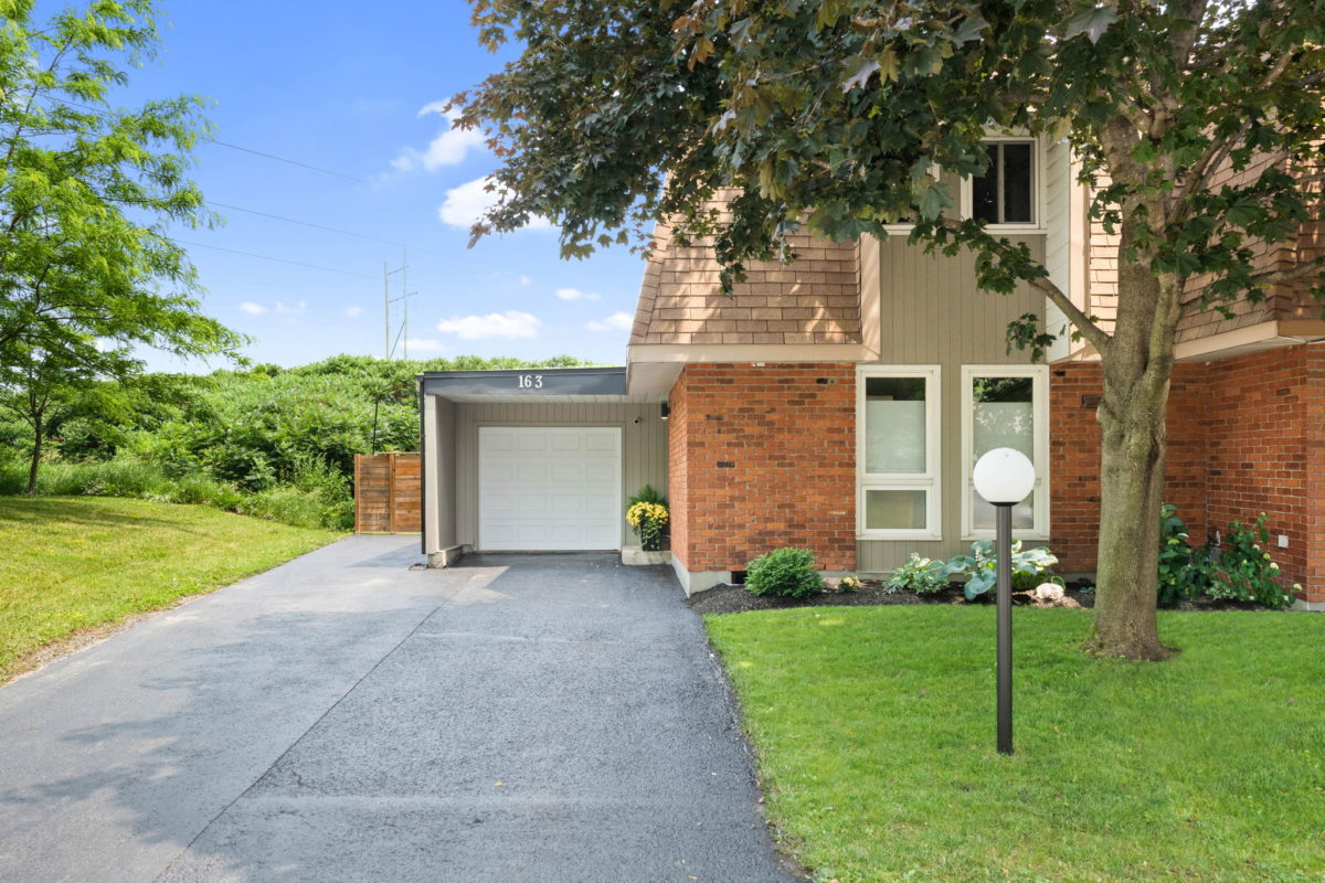 163 Penfield Drive, Ottawa, Ontario, K2K1M4 (Kanata) MacDonald