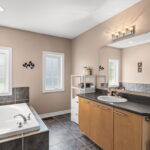 web or mls Grey Seal Circle