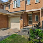 web or mls Grey Seal Circle