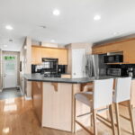 web or mls Grey Seal Circle