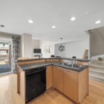 web or mls Grey Seal Circle ()