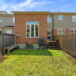 web or mls Grey Seal Circle