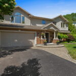 web or mls Glendenning Drive