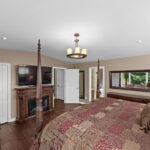 web or mls Glendenning Drive