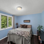 web or mls Glendenning Drive